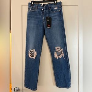 Wedgie Straight Levi’s